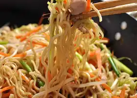 CHICKEN CHOW MEIN recipe