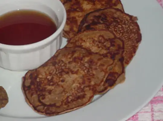 Stashcook | Low Fat Whole Wheat Banana Pancakes