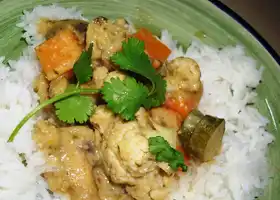 Green Coconut Curry With Vegetables recipe