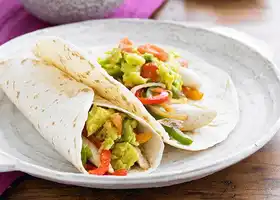 Chicken fajitas with guacamole recipe