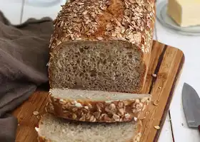 Easy Potato Bread with Rolled Oats recipe