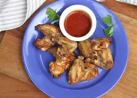 Garlic- Parmesan Buffalo Wings recipe