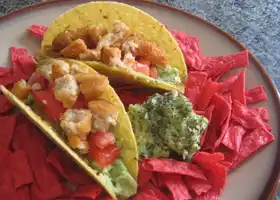 5 Minute Easy Vegan " Chicken" Guacamole Tacos recipe