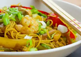 Singapore-Style Noodles | Slimming & Weight Watchers Friendly recipe