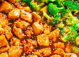 Skinny 15-Minute Sesame Chicken and Broccoli recipe