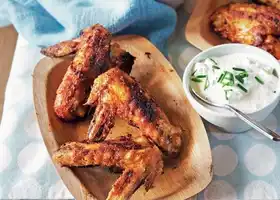 Spicy buffalo wings with ranch dressing recipe