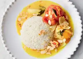 Jamie Oliver’s Amazing Tomato Curry with Fragrant Spices, Saffron and Coconut Sauce, Toasted Almonds recipe