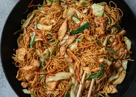 Chicken Chow Mein (鸡肉炒面) recipe