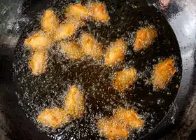 Thai chicken wings (Peek gai tod) recipe
