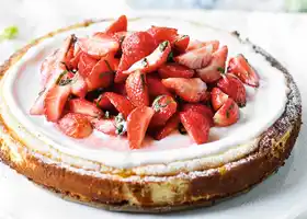 Strawberry and vanilla New York cheesecake recipe recipe