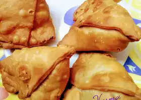 Samose recipe by Soniya Verma in Hindi at BetterButter recipe