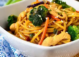 Gluten-Free Chicken Lo Mein recipe