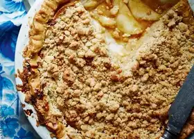 Apple pie with crumble topping recipe