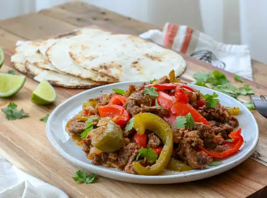 Stashcook | Slow Cooker Steak Fajitas