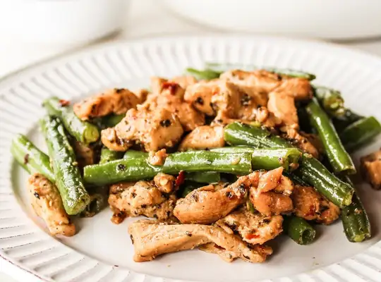 Stashcook | Garlic Crushed Red Pepper Chicken Stir Fry