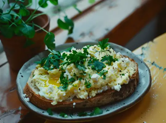 Stashcook | Herbed Scrambled Eggs with Goat Cheese on Sourdough