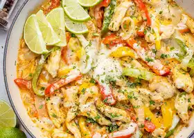 Easy Creamy Chicken Skillet Fajita Recipe with Cheesy Sauce recipe