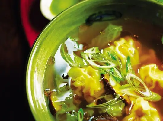 Stashcook | Pork and prawn wonton soup