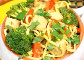 Instant Pot Spicy Thai Chicken Lo Mein recipe