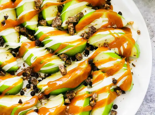 Stashcook | Caramel Apple Nachos